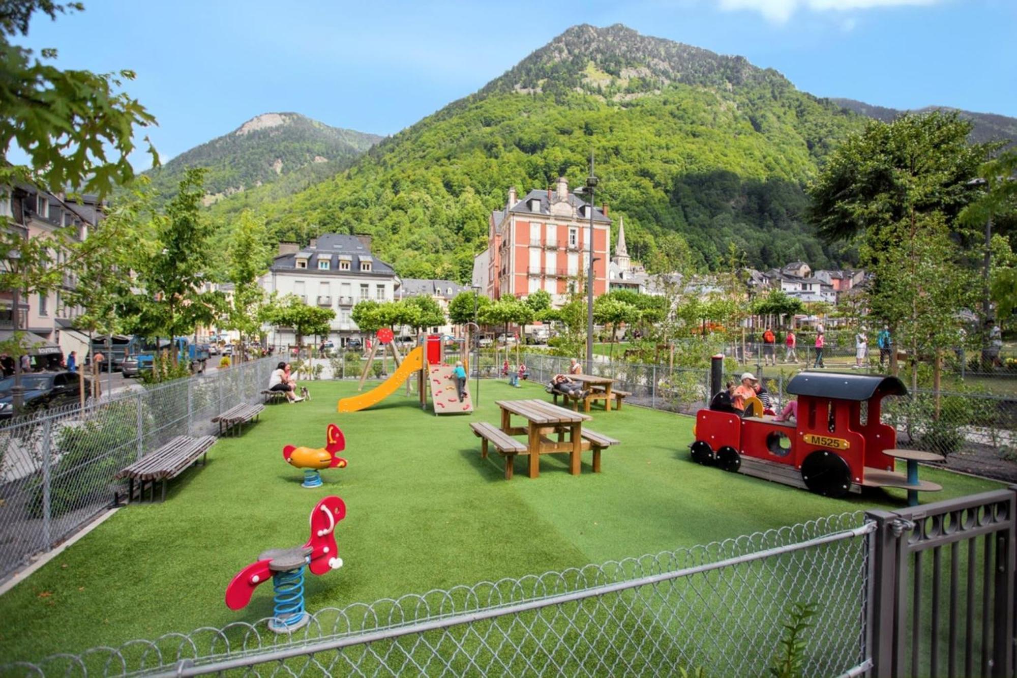 Appartement d'une chambre avec vue sur la ville et wifi a Cauterets Extérieur photo