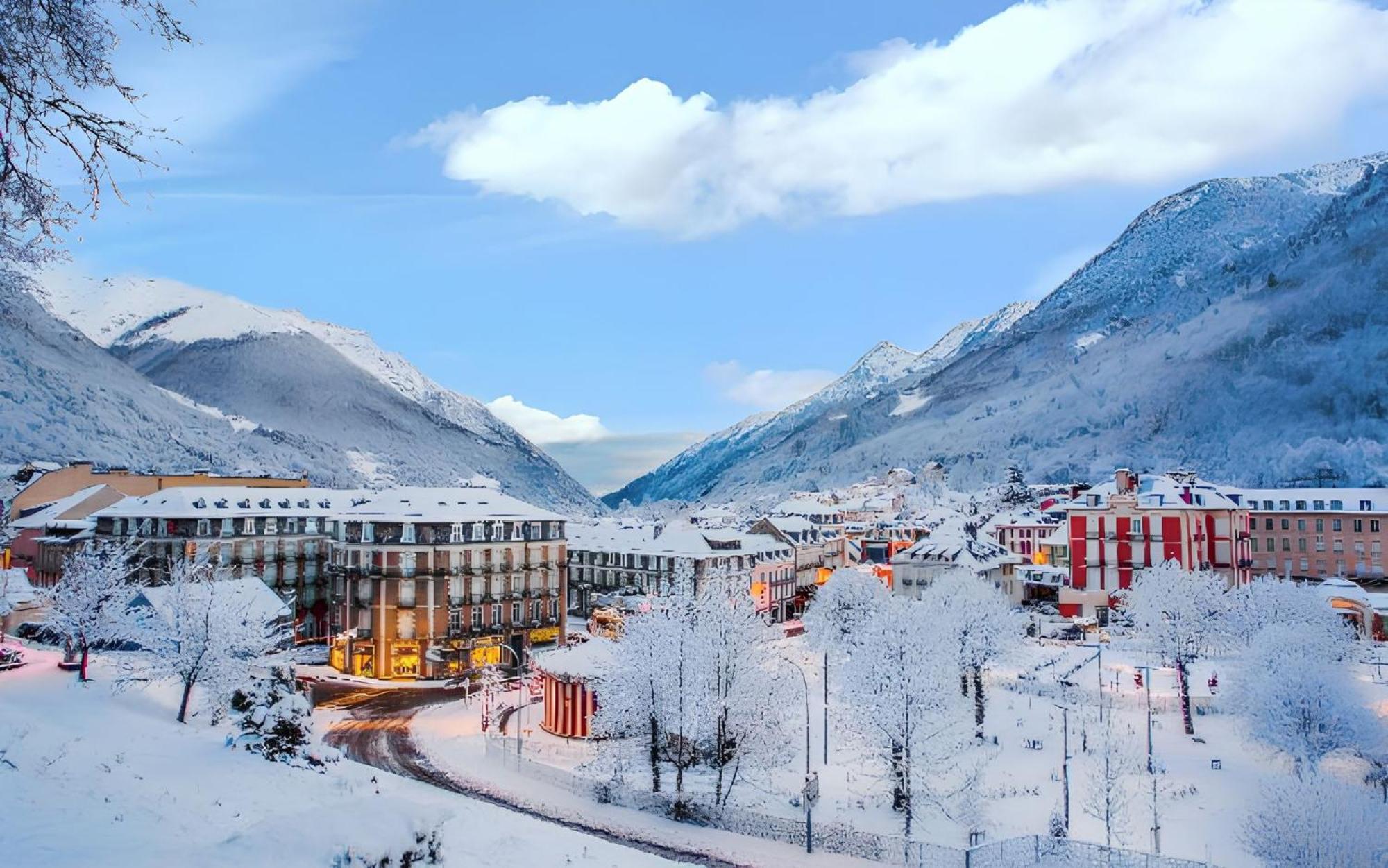 Appartement d'une chambre avec vue sur la ville et wifi a Cauterets Extérieur photo
